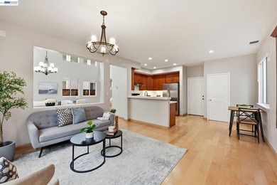 Spacious 5-bedroom, 3-bath home featuring a highly desirable - photo 14