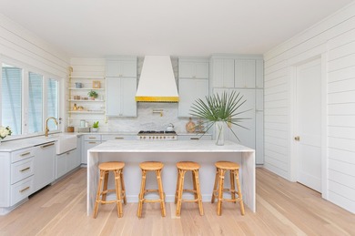 Spectacular views, stunning architectural design and a fully - photo 5