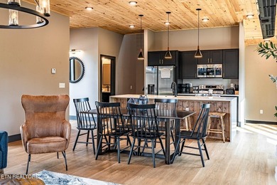 Welcome to one of the most unique and sought-after cabins in the - photo 17