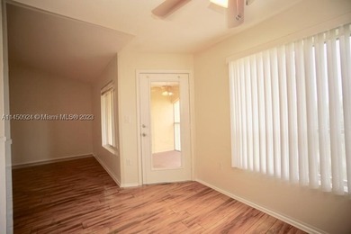 BEAUTIFULL COMMUNITY, ALL AGES WELCOME. GARDEN VIEW. SPACIOUS 1 - photo 18