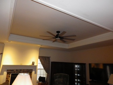 ALL ON ONE LEVEL 3,045 SQ FT VERY WELL MAINTAINED WITH PLENTY