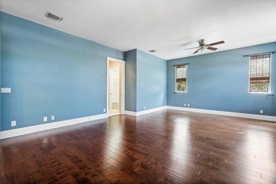 Welcome to this beautifully maintained 5-bedroom, 3-bath pool - photo 21