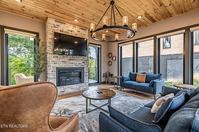 Welcome to one of the most unique and sought-after cabins in the - photo 22