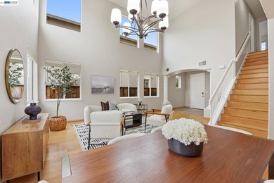 Spacious 5-bedroom, 3-bath home featuring a highly desirable - photo 27