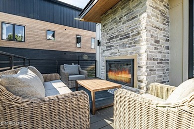 Welcome to one of the most unique and sought-after cabins in the - photo 27