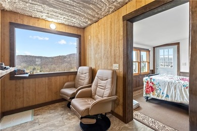 Perched on a bluff overlooking the White River, this - photo 29