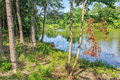 Discover the perfect waterfront retreat with this 1.03-acre lot - photo 9