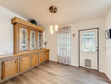 Fully Remodeled Corner-Lot Beauty in Lake Frances.  Turnkey - photo 29