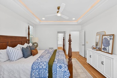Professionally FURNISHED and move-in ready in the waterfront - photo 30
