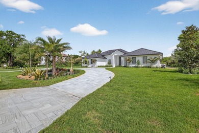 Completely reimagined, this custom-designed, newly rebuilt - photo 10