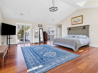 Located in Barrington's exclusive Nayatt Point neighborhood - photo 30