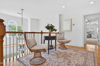 Professionally FURNISHED and move-in ready in the waterfront - photo 36
