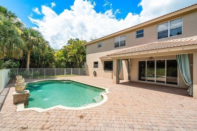 Welcome to this beautifully maintained 5-bedroom, 3-bath pool - photo 37