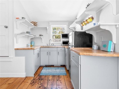 Located in Barrington's exclusive Nayatt Point neighborhood - photo 40