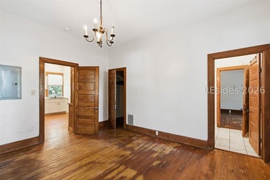 628 Robert Smalls Parkway offers a versatile residential - photo 9
