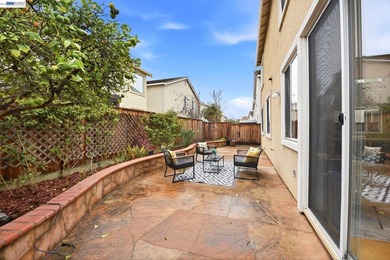 Spacious 5-bedroom, 3-bath home featuring a highly desirable - photo 50