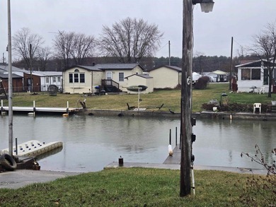 Lake Life Awaits on Kuhn Lake! Welcome to this charming Kuhn - photo 6