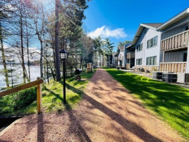 Minocqua Chain! Beacons Furnished Main Floor 2BR 2BA Condo - Lake Condo For Sale in Minocqua, Wisconsin