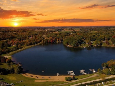 Welcome to your private retreat in the gated community of Lake - photo 3