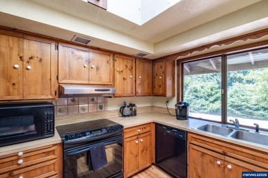 A Bumpable Offer has Been Accepted. This beautiful 2,908 sqft