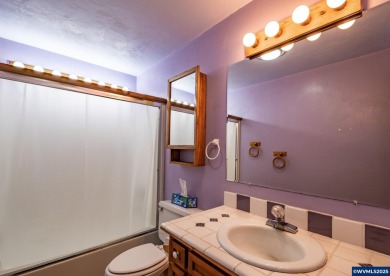 A Bumpable Offer has Been Accepted. This beautiful 2,908 sqft