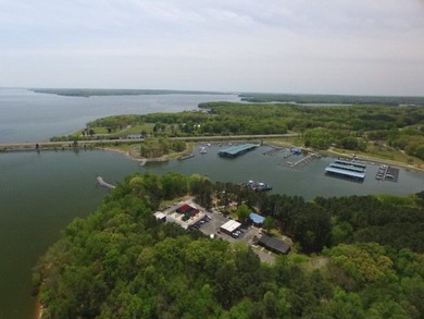 40 ACRES ADJOINING AND OVERLOOKING THE BAY NORTH OF PARIS - photo 5