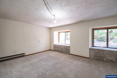 A Bumpable Offer has Been Accepted. This beautiful 2,908 sqft