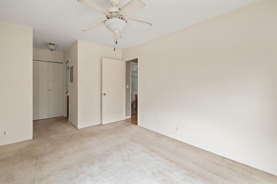 This inviting, gently loved unit offers Haleakala views from the - photo 7