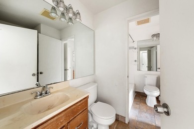 This inviting, gently loved unit offers Haleakala views from the - photo 9