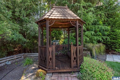 Nestled on a peaceful street in Sequim, this property backs - photo 40