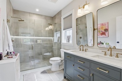 Welcome to a showpiece in Rindge-an almost-new custom farmhouse - photo 8