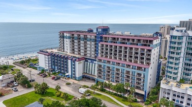 Welcome to Grande Shores, where relaxed coastal living meets - photo 1