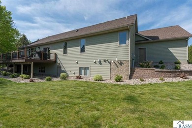 You'll marvel at this stunning 4-bedroom, 3-bathroom home - photo 11