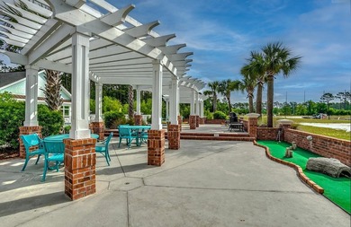 Beautiful three bedroom, two bath unit in the amenity rich - photo 28