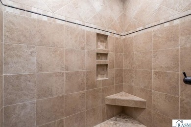 You'll marvel at this stunning 4-bedroom, 3-bathroom home - photo 30