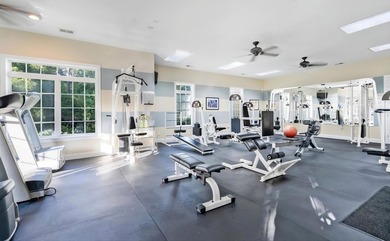 Beautiful three bedroom, two bath unit in the amenity rich - photo 33