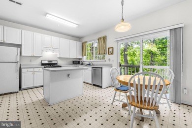 Buyer closing help available!!! Tucked on a quiet cul-de-sac in - photo 9