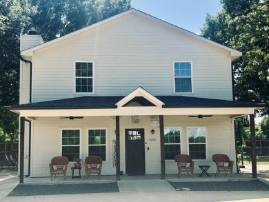 Lake Home For Sale in Athens, Texas