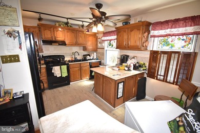 Don't pass up this rare opportunity to own a WATERFRONT 2 - photo 8