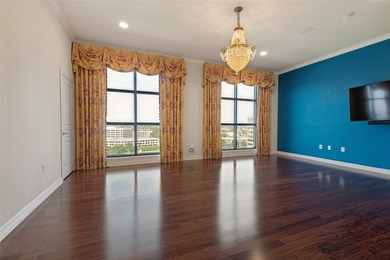 Experience refined waterfront living in this exceptional - photo 9
