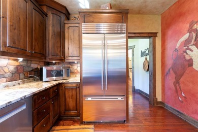 150 Coyote Ridge in Somers, Montana, is a one of a kind - photo 14