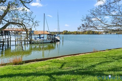 This property is located in a protected cove on the Yeocomico - photo 3