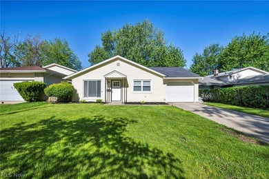 Welcome home to this beautifully updated ranch offering the - photo 1