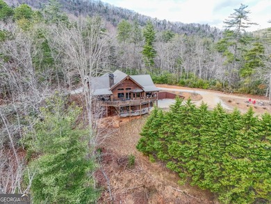 Absolute Privacy & Adventure: 10+ Acre Legacy Estate Bordering - photo 2