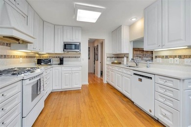 Welcome to 107 Arthur J Moore Drive on beautiful St. Simons - photo 17
