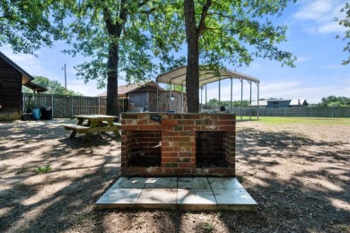 Cozy Cabin w/Room to Grow at Richland Chambers Lake! - photo 15