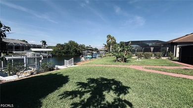 Enjoy true Florida waterfront living in this desirable - photo 30