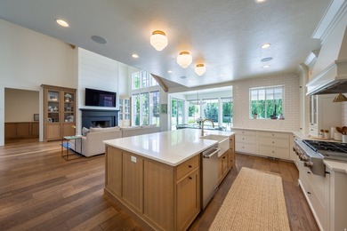 Amazing property!! You have got to see it! Home is completely up - photo 32