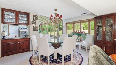 Welcome to your dream home: a custom-built entertainment - photo 7