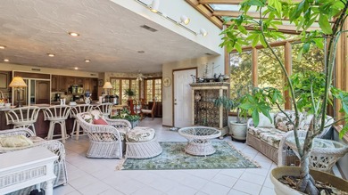 Welcome to your dream home: a custom-built entertainment - photo 8